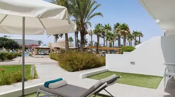 St. George Beach Hotel & Spa Resort