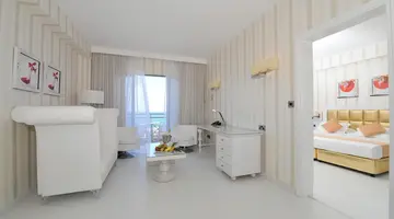 St George Hotel Spa and Golf Beach Resort