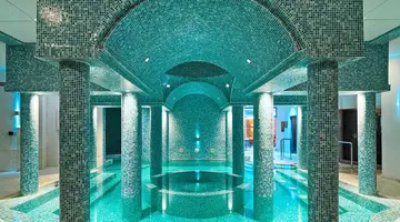 St George Hotel Spa and Golf Beach Resort