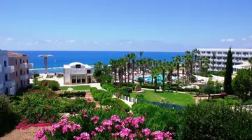 St George Hotel Spa and Golf Beach Resort