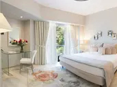St. George Lycabettus Lifestyle