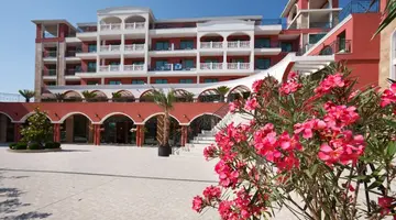 ST.GEORGE PALACE