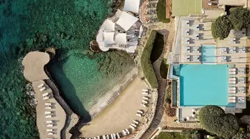 ST. NICOLAS BAY RESORT HOTEL & VILLAS