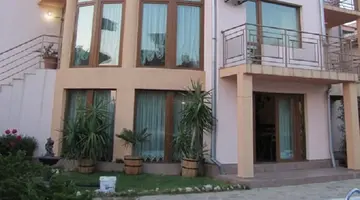 ST.NIKOLA HOTEL