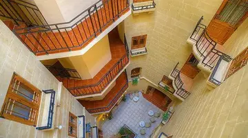 ST PATRICK S HOTEL