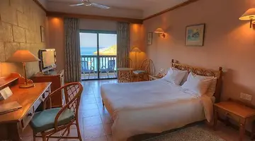 ST PATRICK S HOTEL