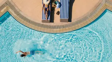 St Raphael Hotel