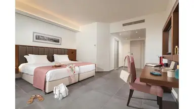St Raphael Hotel