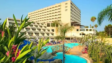 St Raphael Hotel