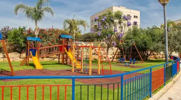 St Raphael Hotel