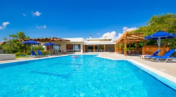 STAFILIA BEACH HOTEL