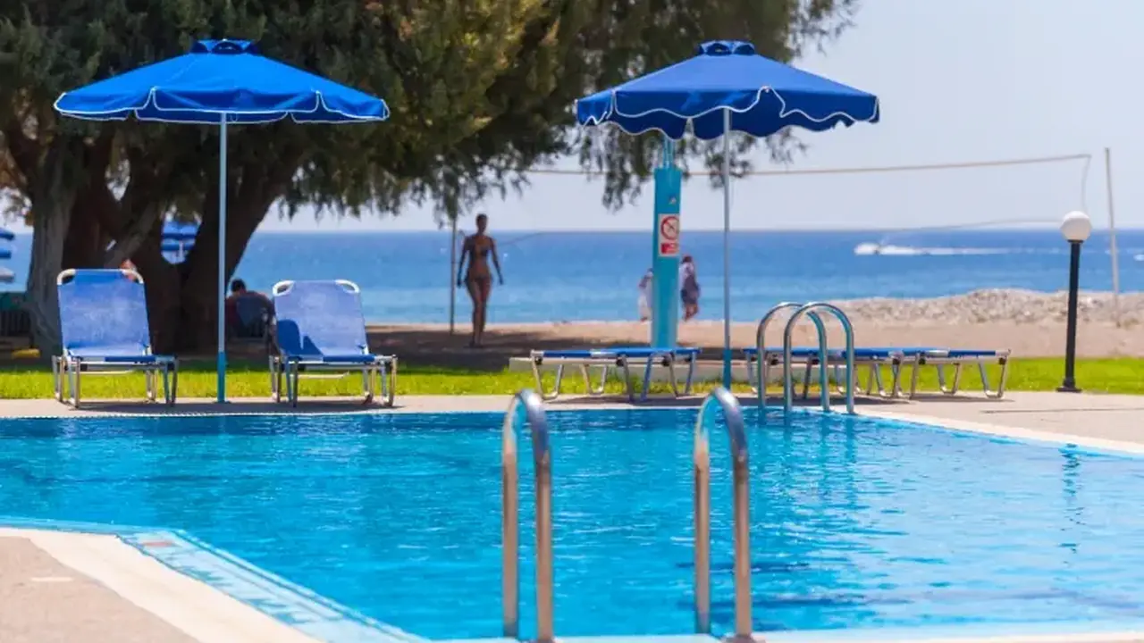 STAFILIA BEACH HOTEL