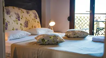 Stamos Hotel
