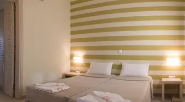 Stamos Hotel