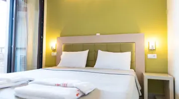 Stamos Hotel