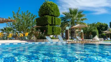 Stamos Hotel
