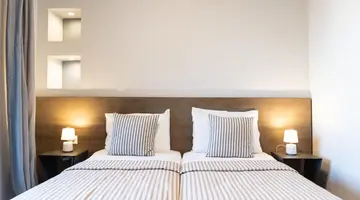 Stamos Hotel