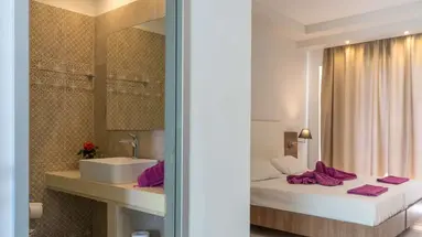 Stamos Hotel