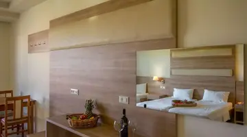 Stamos Hotel