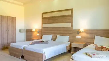 Stamos Hotel