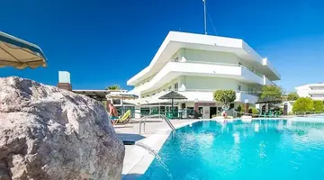 Stamos Hotel