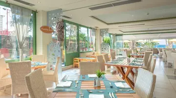 STAR BEACH VILLAGE & WATER PARK