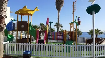 STAR BEACH VILLAGE & WATER PARK