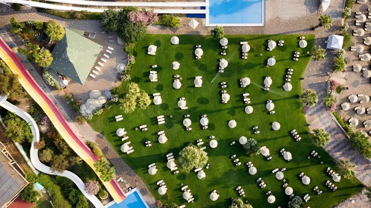 Star Beach Village & Water Park