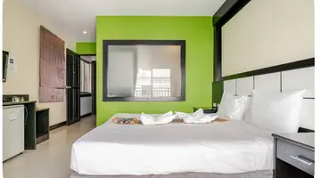 STAR HOUSE PHUKET