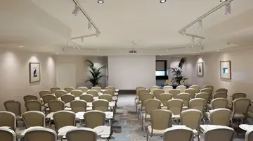 Starhotels President
