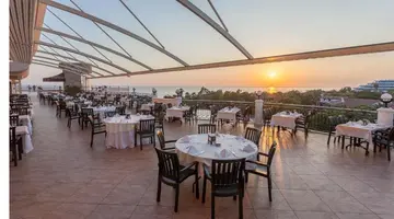 Starlight Resort Hotel