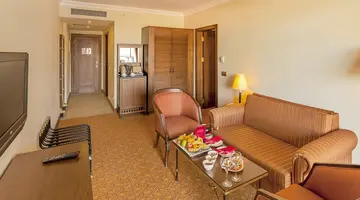 STARLIGHT RESORT HOTEL