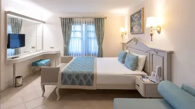 STARLIGHT RESORT HOTEL