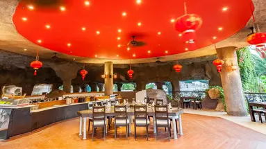 STARLIGHT RESORT HOTEL