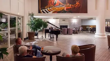 STARLIGHT RESORT HOTEL