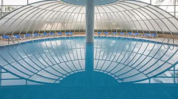 STARLIGHT RESORT HOTEL