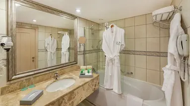 STARLIGHT RESORT HOTEL