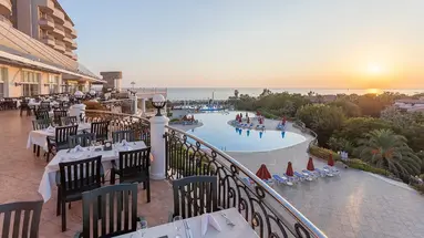 STARLIGHT RESORT HOTEL