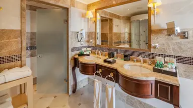STARLIGHT RESORT HOTEL
