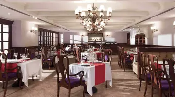 STARLIGHT RESORT HOTEL