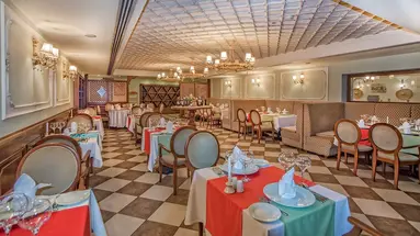 STARLIGHT RESORT HOTEL