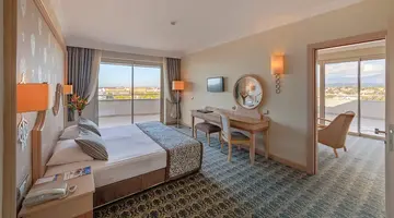 STARLIGHT RESORT HOTEL