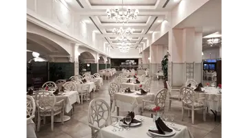 STARLIGHT RESORT HOTEL