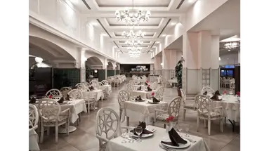 STARLIGHT RESORT HOTEL