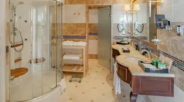 STARLIGHT RESORT HOTEL