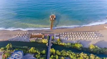 STARLIGHT RESORT
