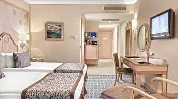 STARLIGHT RESORT