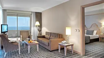 STARLIGHT RESORT