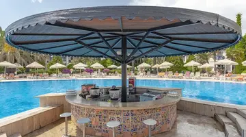 STARLIGHT RESORT