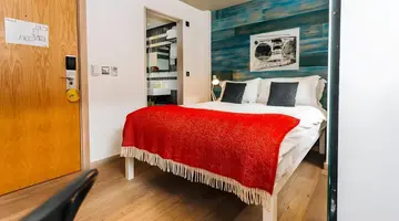 Stay Central Hotel